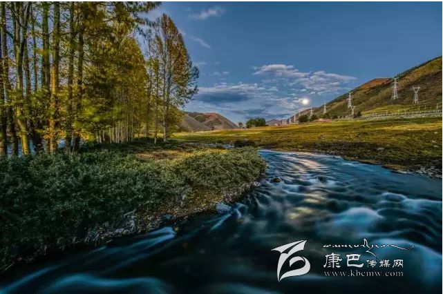 新都橋，正在打開最美時(shí)光,我在這里等你......