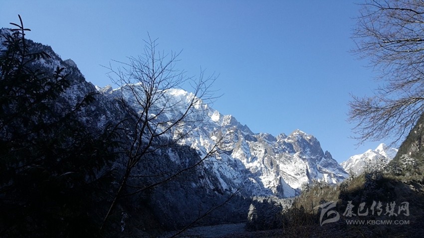 海螺溝這組冬日雪景圖請(qǐng)拿走！